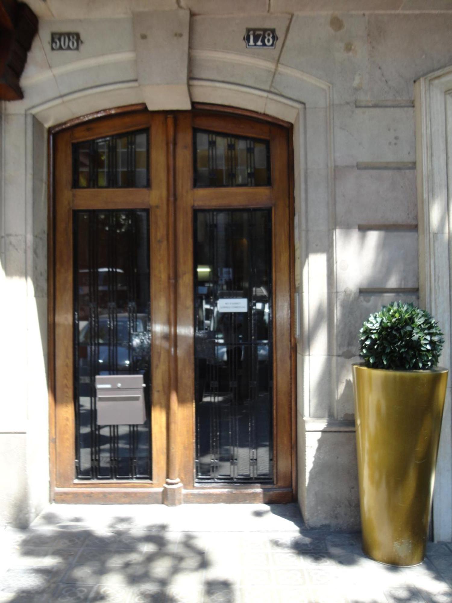Claris Apartments Barcelona Exterior foto