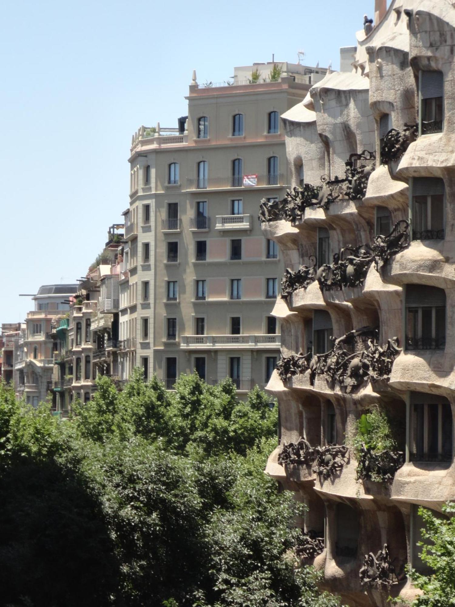 Claris Apartments Barcelona Exterior foto
